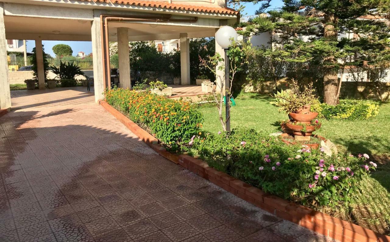 Villa Tetide - Фонтане Бианче Екстериор снимка